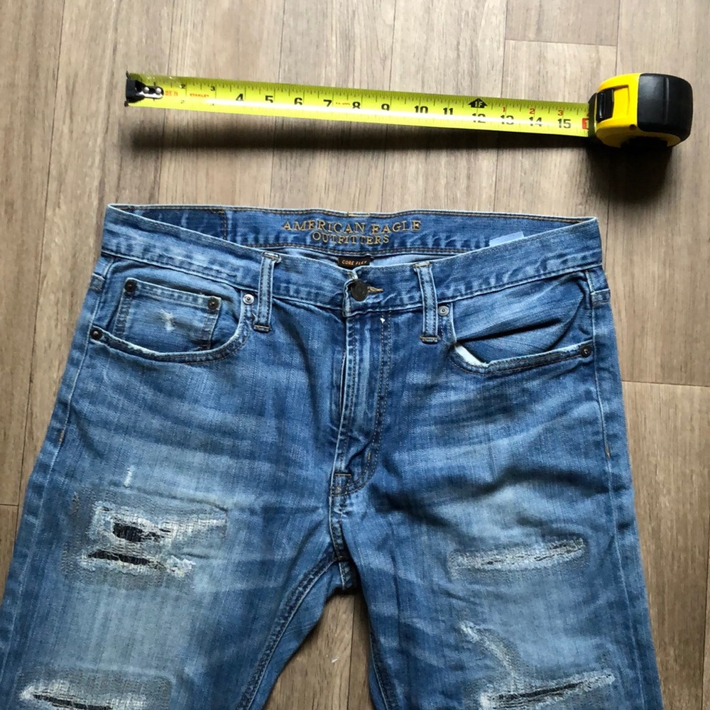 American eagle distressed jeans
